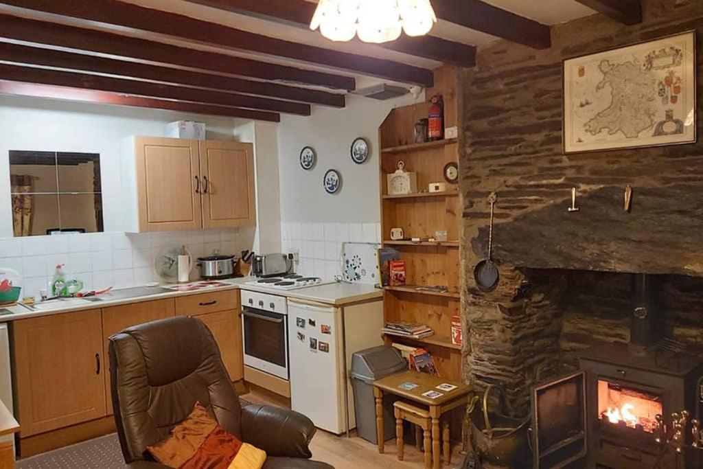 Self Catering Cottage Talsarnau Exteriör bild